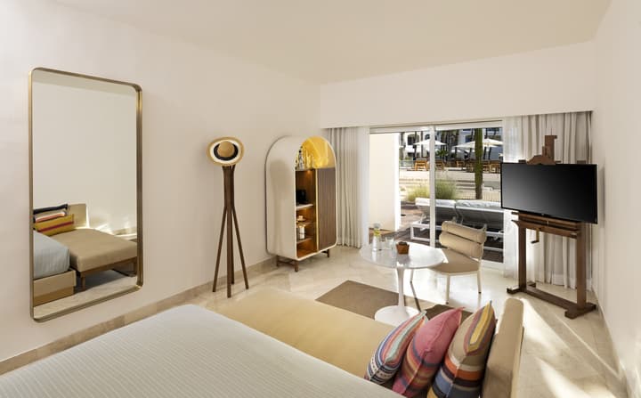 ME Cabo by Meliá – Adults Only – SLH