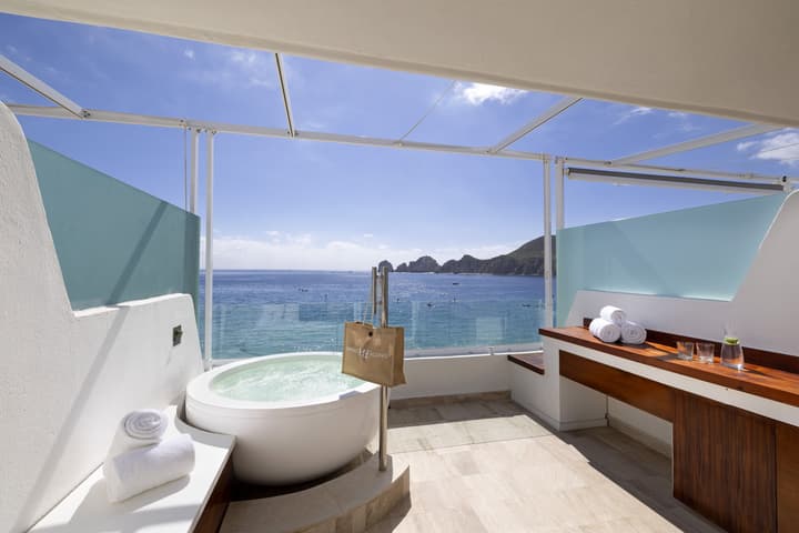 ME Cabo by Meliá – Adults Only – SLH