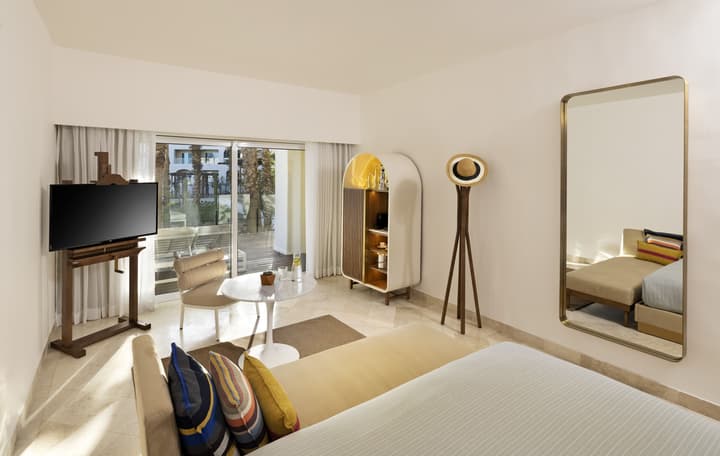 ME Cabo by Meliá – Adults Only – SLH