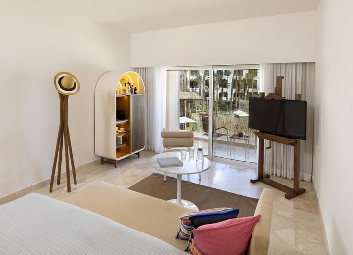 ME Cabo by Meliá – Adults Only – SLH