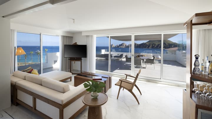 ME Cabo by Meliá – Adults Only – SLH