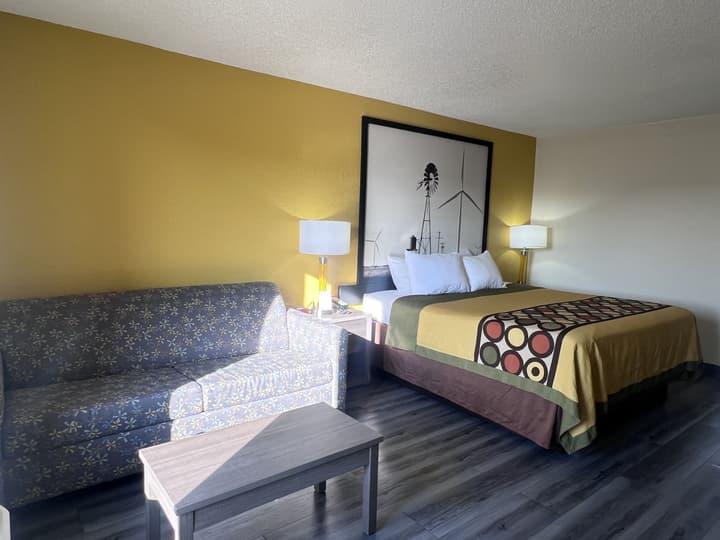 Super 8 by Wyndham Ft Stockton