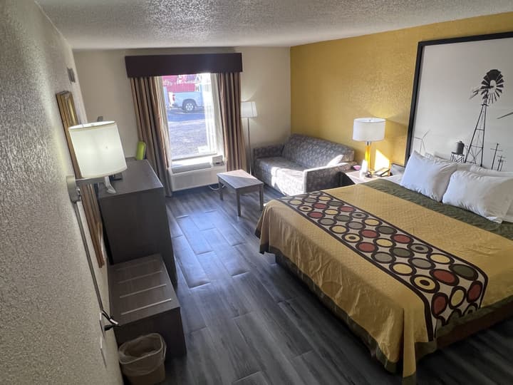 Super 8 by Wyndham Ft Stockton