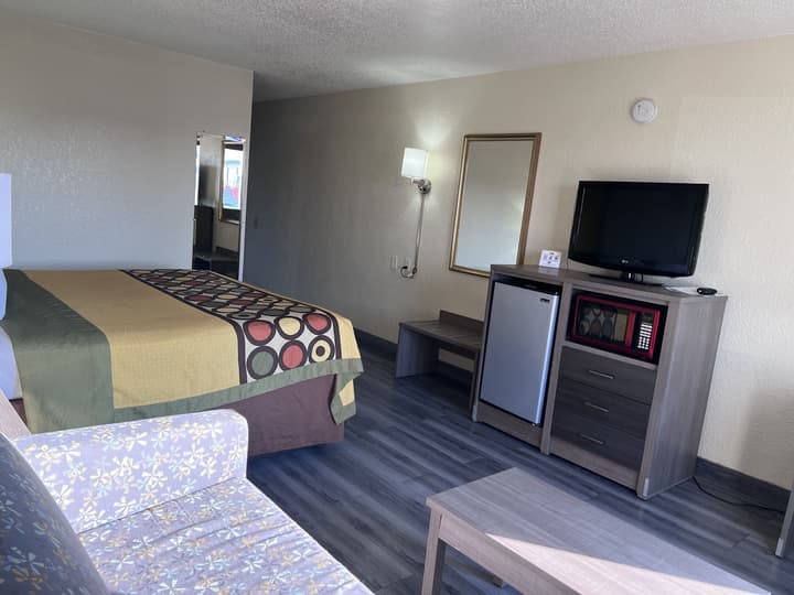 Super 8 by Wyndham Ft Stockton