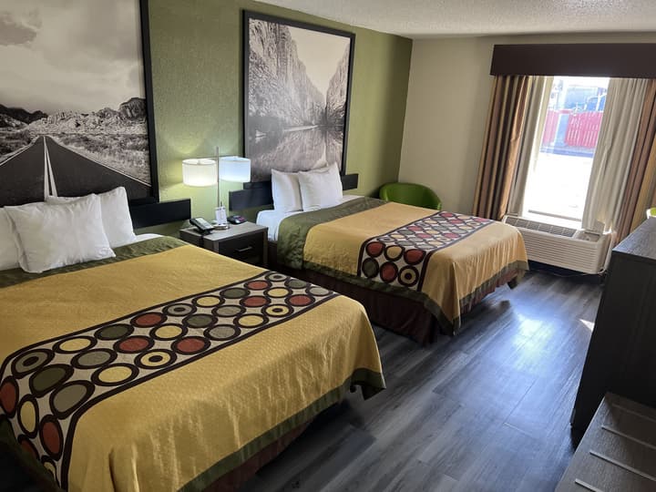 Super 8 by Wyndham Ft Stockton