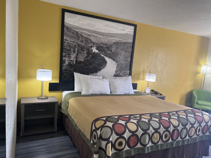 Super 8 by Wyndham Ft Stockton