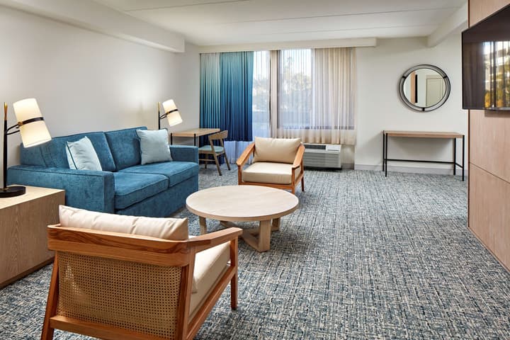 Hotel MDR Marina del Rey - a DoubleTree by Hilton