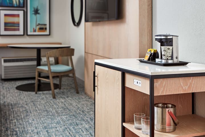 Hotel MDR Marina del Rey - a DoubleTree by Hilton