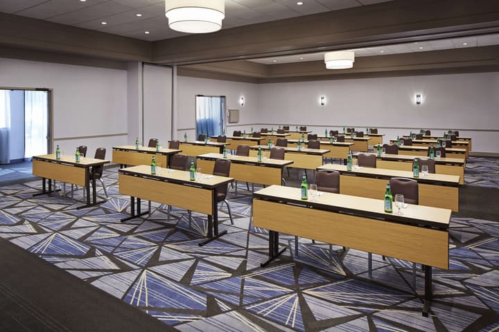 Hotel MDR Marina del Rey - a DoubleTree by Hilton