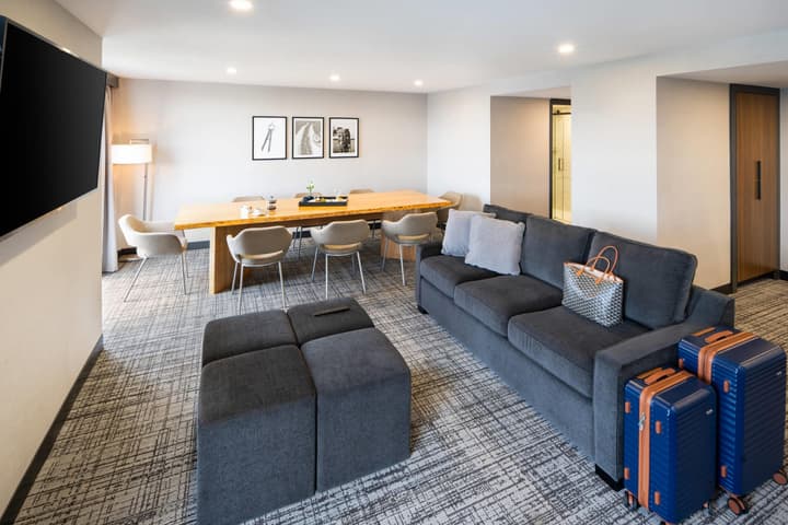 Radisson Blu Vancouver Airport Hotel & Marina
