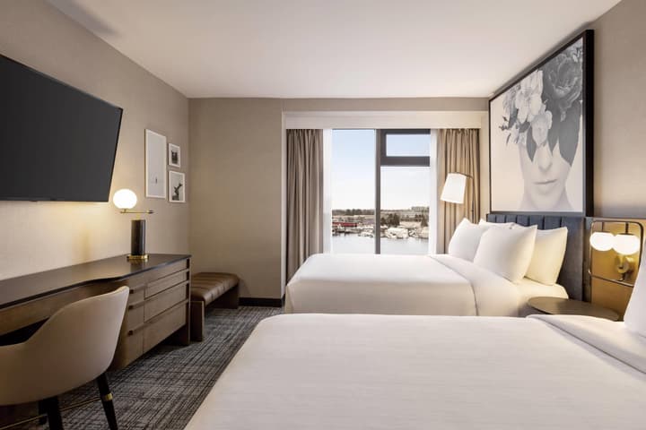 Radisson Blu Vancouver Airport Hotel & Marina