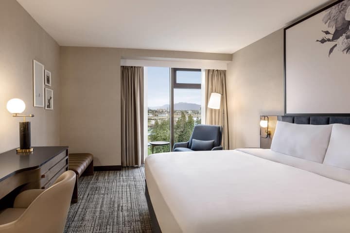 Radisson Blu Vancouver Airport Hotel & Marina