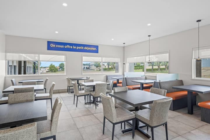 Days Inn by Wyndham Riviere-Du-Loup