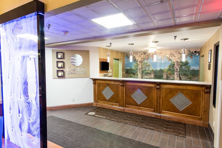 Comfort Inn & Suites Springfield I-44
