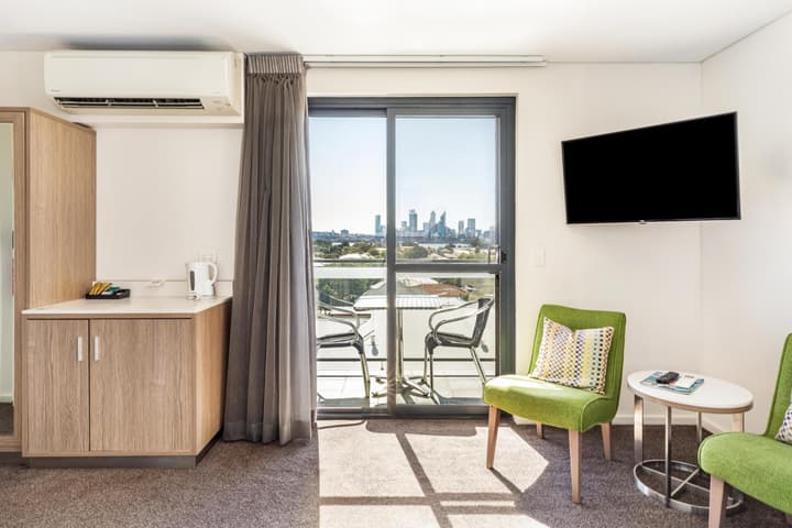 Metro Hotel Perth