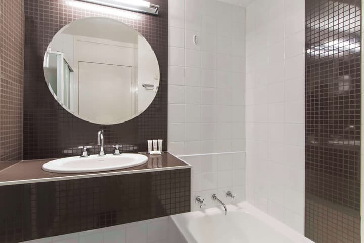 Metro Hotel Perth