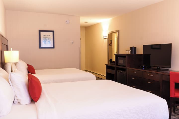 Marmot Lodge