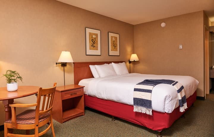 Marmot Lodge