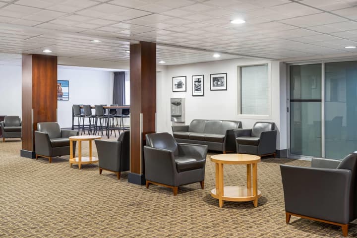 Sternwheeler Hotel & Conference Centre, Trademark by Wyndham