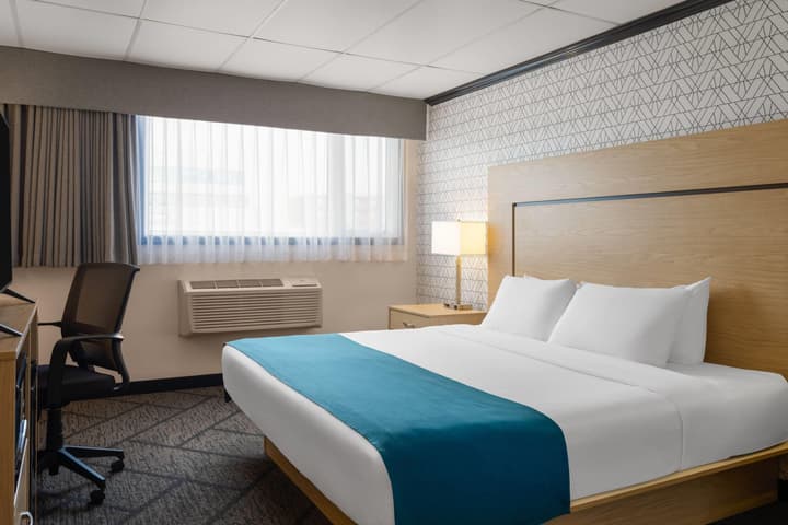 Sternwheeler Hotel & Conference Centre, Trademark by Wyndham