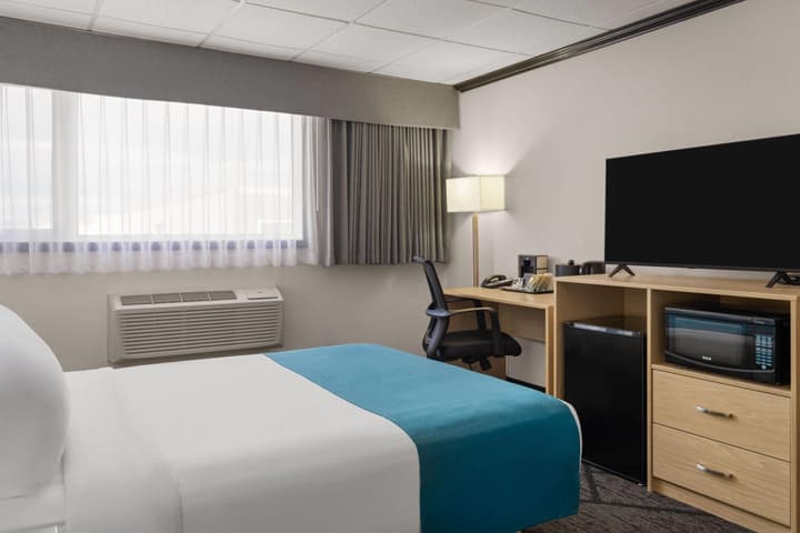 Sternwheeler Hotel & Conference Centre, Trademark by Wyndham