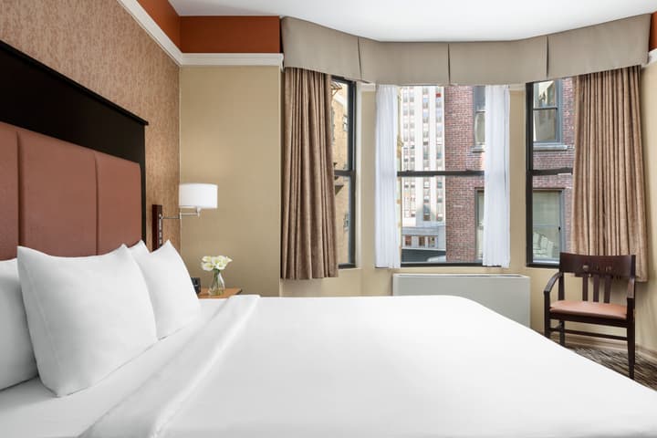 The Hotel @ Fifth Avenue