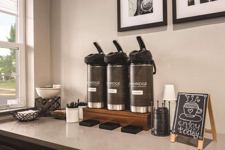 Country Inn & Suites by Radisson, Dakota Dunes, SD