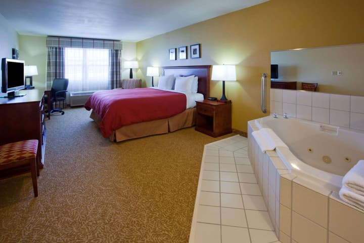 Country Inn & Suites by Radisson, Dakota Dunes, SD
