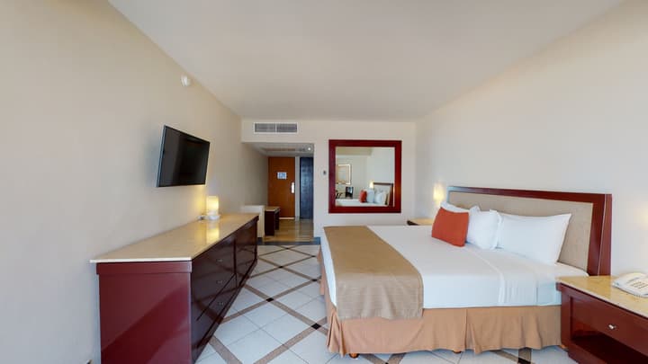 Park Royal Beach Ixtapa - All Inclusive