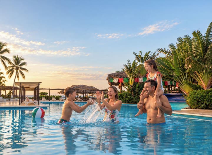 Park Royal Beach Ixtapa - All Inclusive