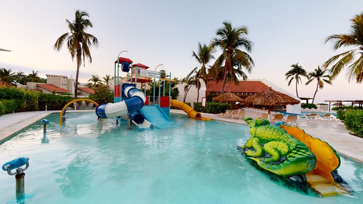 Park Royal Beach Ixtapa - All Inclusive