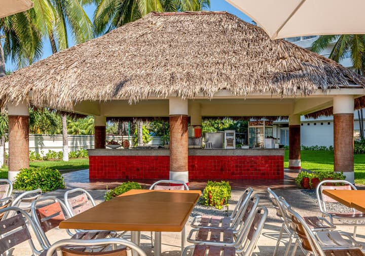 Park Royal Beach Ixtapa - All Inclusive