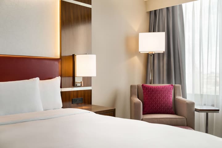 DoubleTree by Hilton Toronto Airport West