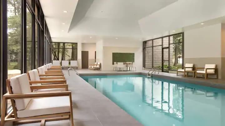 DoubleTree by Hilton Toronto Airport West
