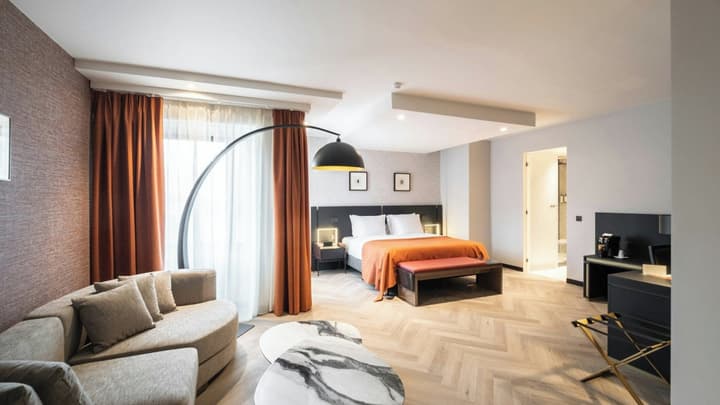 Hyllit Hotel