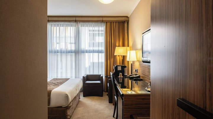 Hyllit Hotel