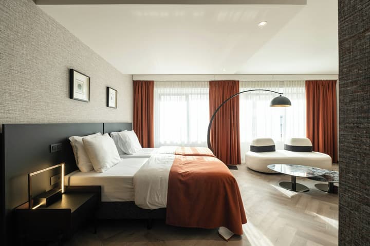 Hyllit Hotel