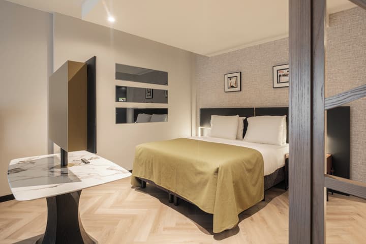 Hyllit Hotel