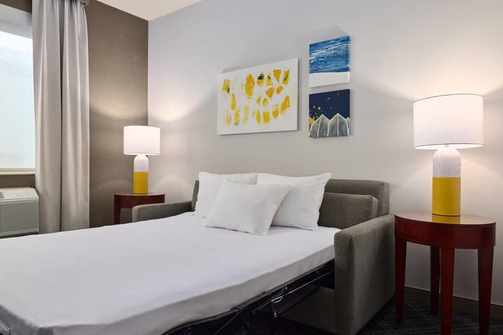 Comfort Suites Springfield-Eugene