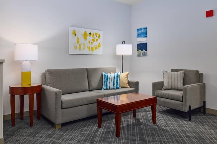 Comfort Suites Springfield-Eugene