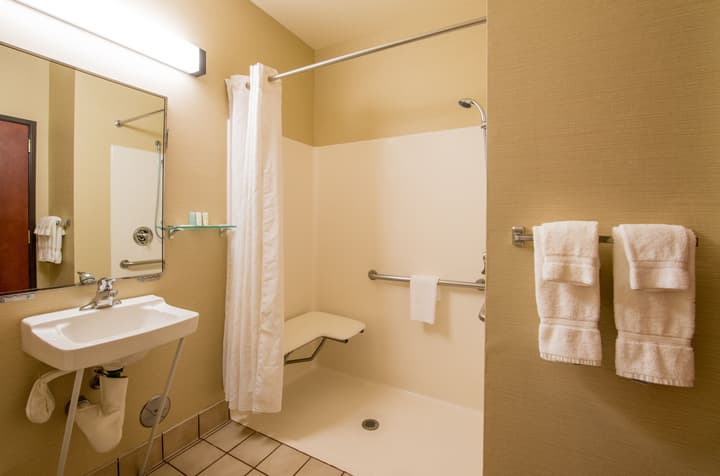 Comfort Suites Springfield-Eugene
