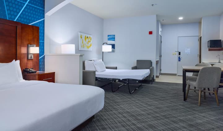 Comfort Suites Springfield-Eugene