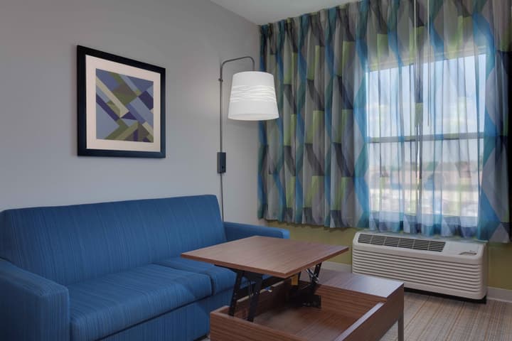Holiday Inn Express Orlando International Airport by IHG
