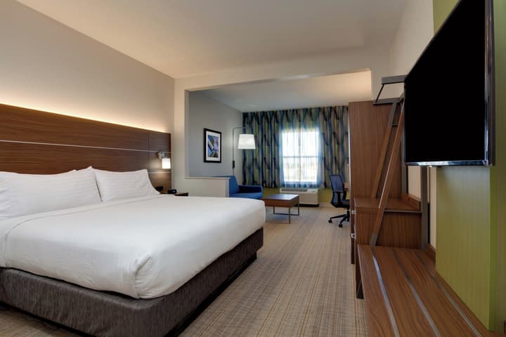 Holiday Inn Express Orlando International Airport by IHG