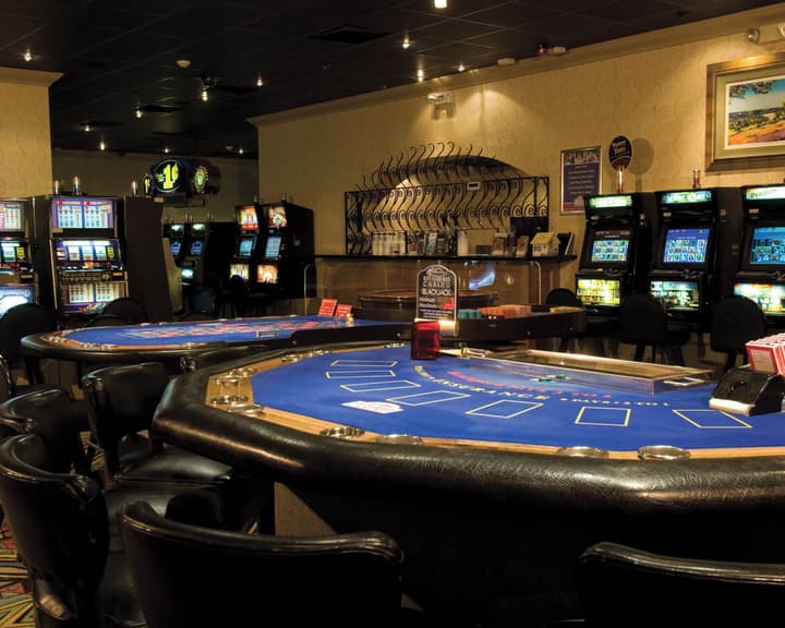 Divi Flamingo Beach Resort & Casino