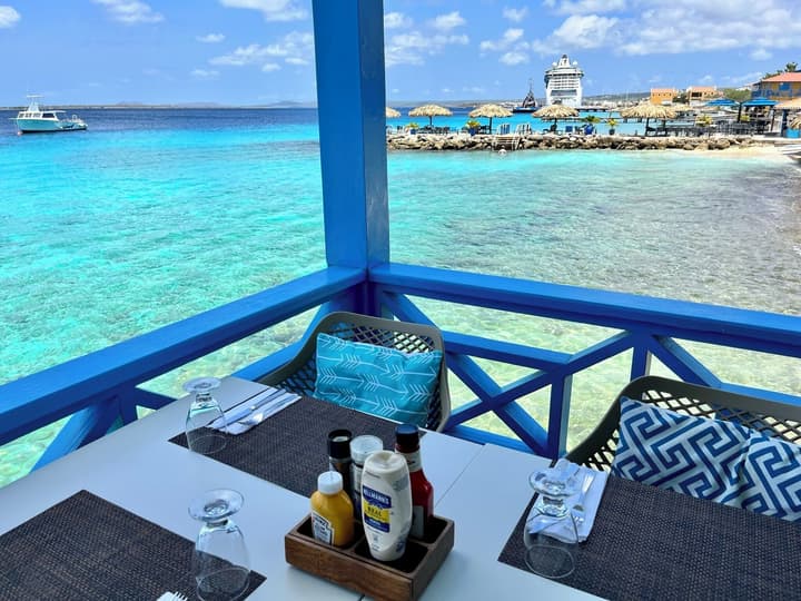 Divi Flamingo Beach Resort & Casino