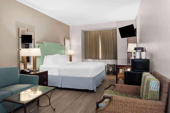 Baymont by Wyndham Orlando/International Dr/Universal Blvd