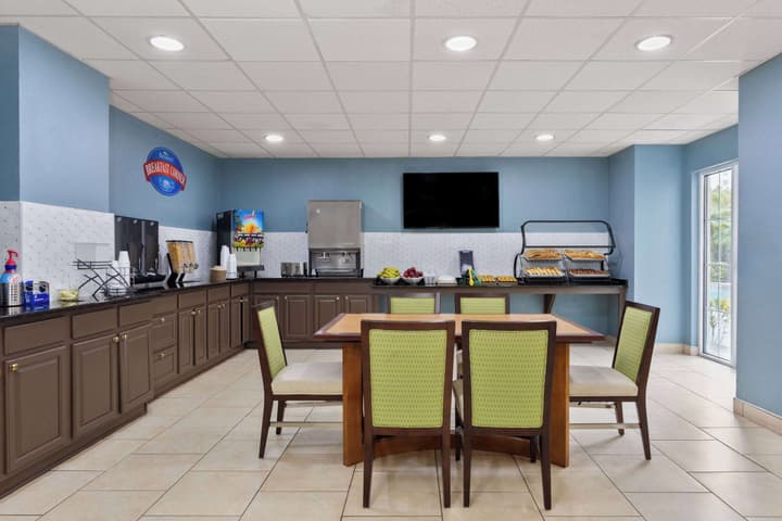 Baymont by Wyndham Orlando/International Dr/Universal Blvd