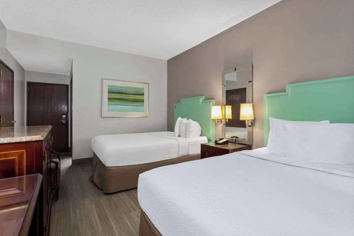 Baymont by Wyndham Orlando/International Dr/Universal Blvd