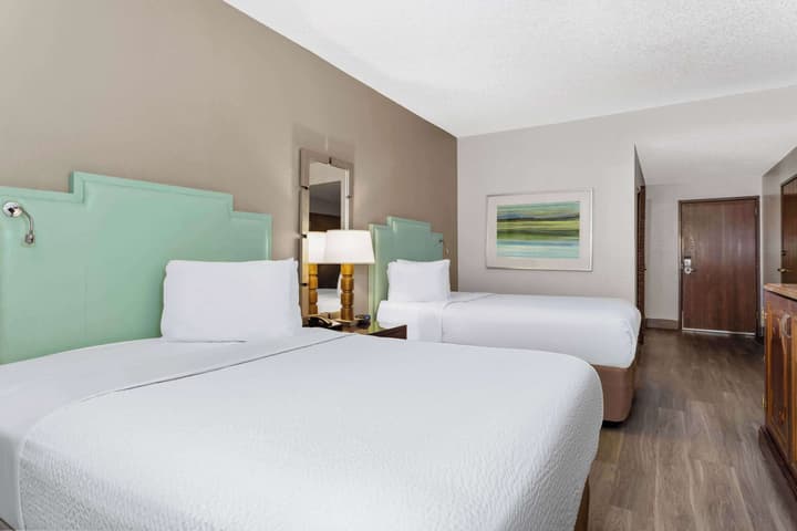 Baymont by Wyndham Orlando/International Dr/Universal Blvd